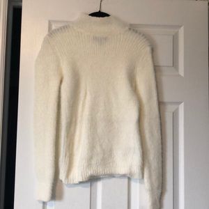 FUZZY TURTLENECK SWEATER